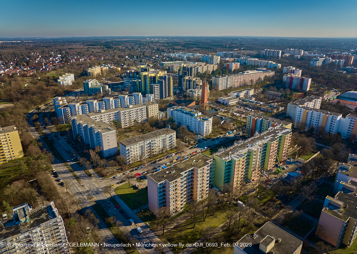 07.02.2023 - Luftbilder von der Sanierung in der Kurt-Eisner-Straße in Neuperlach